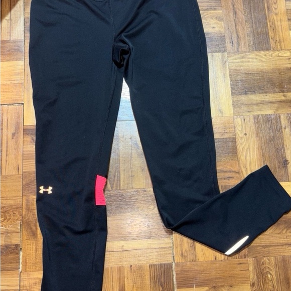 Bundle of Nike, Pink and Under Armour Athletic Pants, Women’s size Medium - Picture 8 of 11
